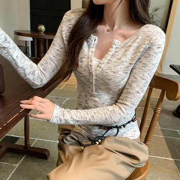 Mixed-Color Henry Collar Floral Yarn Long-Sleeve Knit Top for Women, Autumn and Winter, Light and Mature, Niche Soft and Cozy Style, Half-Open V-Neck Inner Wear