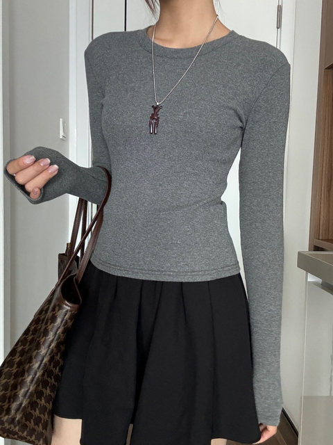 Pure Desire Hot Girl Round Neck Long Sleeve Slim Fit Base Shirt for Women, Autumn and Winter Slimming Versatile Solid Color Base Top