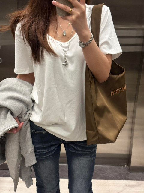 White V-Neck Short-Sleeve T-Shirt for Women, Spring 2026 New Style, Loose Fit, Slimming, Versatile, Relaxed Casual Lazy Top