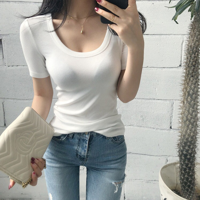 T-Shirt for Women, Short-Sleeved, 2025 Spring/Summer, Korean Style, Large U-Neck, Slim Fit, Sexy Low-Cut, Stylish, Tight-Fitting Top, Base Shirt
