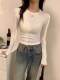 Casual White Long-Sleeved T-Shirt for Women to Wear Inside or Outside in Autumn and Winter, with Regular Shoulders, Layered to Look Slimmer, Brushed and Thickened Base Layer Top