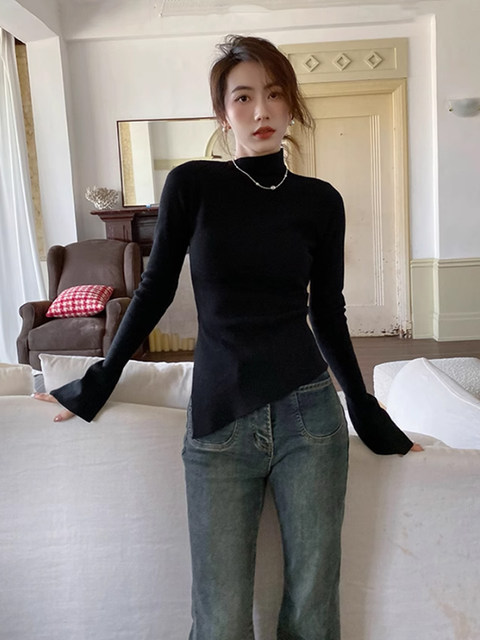 Half Turtleneck with Bell Sleeves, Knitted Sweater, Women's Autumn and Winter Design, Irregular Slit Hem Top