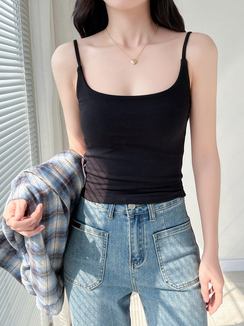Spicy Girl Backless Knitted Camisole for Women, Summer 2025 New Style, Outerwear with Beautiful Back, Padded Short Sleeveless Top