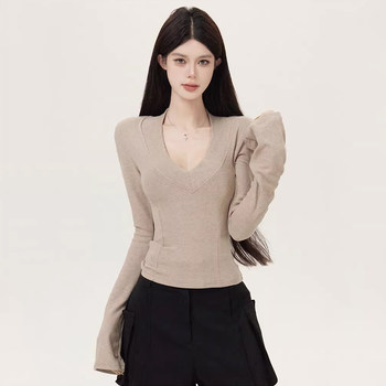 Hot Girl V-Neck Long-Sleeve Base Shirt for Women, New Autumn and Winter Style, Pure and Alluring Temperament, Versatile Slim-Fit Short T-Shirt Top