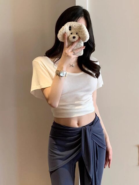 Super Stylish Regular Shoulder Simple Pure Desire U-Neck T-Shirt for Women, Summer 2025 Hot Style, Loose Fit, Basic Versatile Short-Sleeve Top