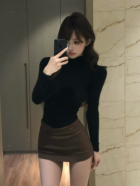 Cool and Spicy Tight-Fitting High-Neck Long-Sleeve Base Shirt for Women, Autumn and Winter 2025, Winter Style for Hot Girls, Figure-Flattering Inner Wear, Slimming Top