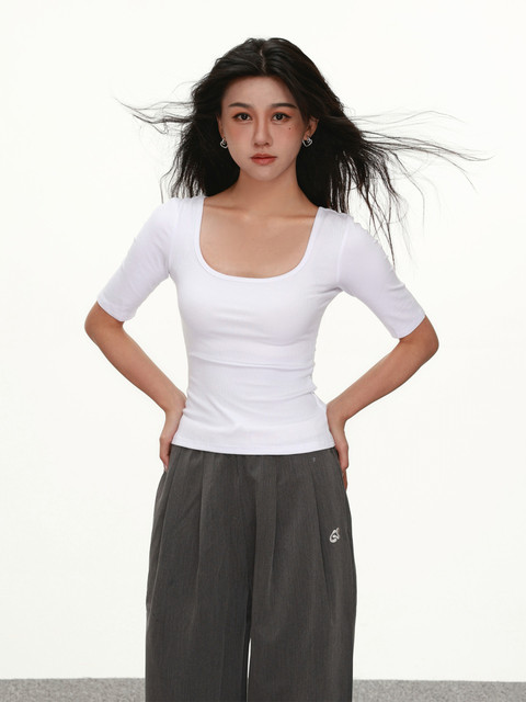 Large U-Neck Five-Quarter Sleeve T-Shirt for Women, Summer American Style, Slim Fit, Tight-Fitting, Low-Neck, Regular Shoulder, Versatile Mid-Sleeve Top