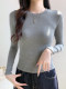 Super Stylish Round-Neck Base Layer Top for Petite Women, Autumn and Winter Simple Slim-Fit Regular Shoulder Design, Flattering Korean Style Versatile Top