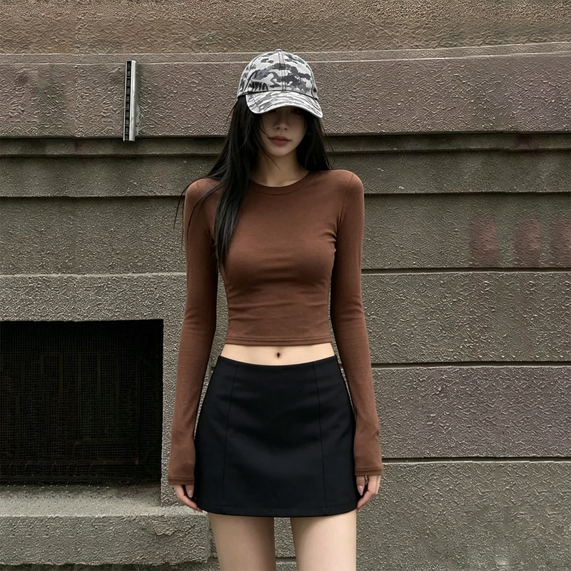 American-Style Spicy Girl Coffee-Colored Short Long-Sleeve T-Shirt for Women, Autumn Slimming and Versatile Round-Neck Base Shirt Top