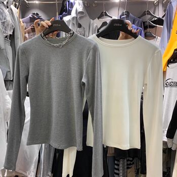 Basic Solid Color Versatile Base Shirt for Women, Autumn and Winter Slim-Fit Inner Top, Stylish Round Neck, Regular Shoulder, Long Sleeve, Short T-Shirt