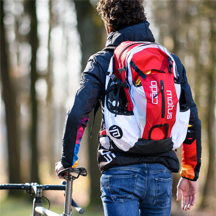 Dutch Cadomotus Kadu Mu Airflow roller skating backpack ice skating outdoor sports professional roller skating backpack