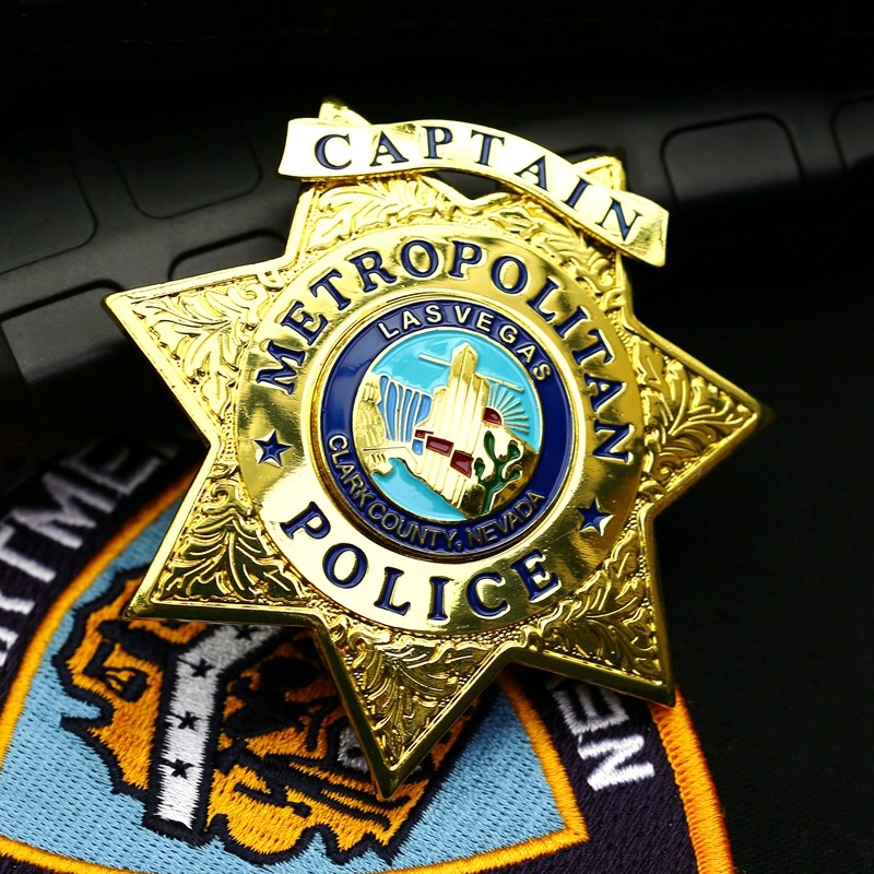 Las Vegas badge LAS VEGAS badge Army fan metal badge medal medal epaulette bronze