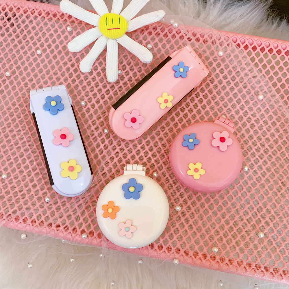MUMU nhiều loại tốt của hoa anh đào nhỏ massage dễ thương hoa nhỏ cầm tay gấp gương không khí đệm lược hoạt hình xung quanh - Carton / Hoạt hình liên quan hình dán sticker cute