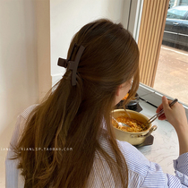 Back of the head hair grab clip Net red 2021 new spray paint plate hair large shark clip hairclip female summer clip headgear