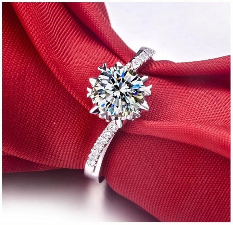 Lao Feng Xianghe diamond ring PT950 platinum 1 carat diamond ring female white gold wedding ring