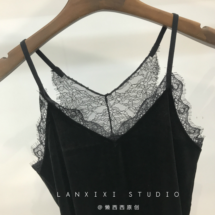 2019 phụ nữ mới lưới đỏ sling nữ bên trong áo gió gió V-cổ gợi cảm thắt lưng đẹp làm đẹp lưng áo phía dưới - Áo ba lỗ thoi trang cong so