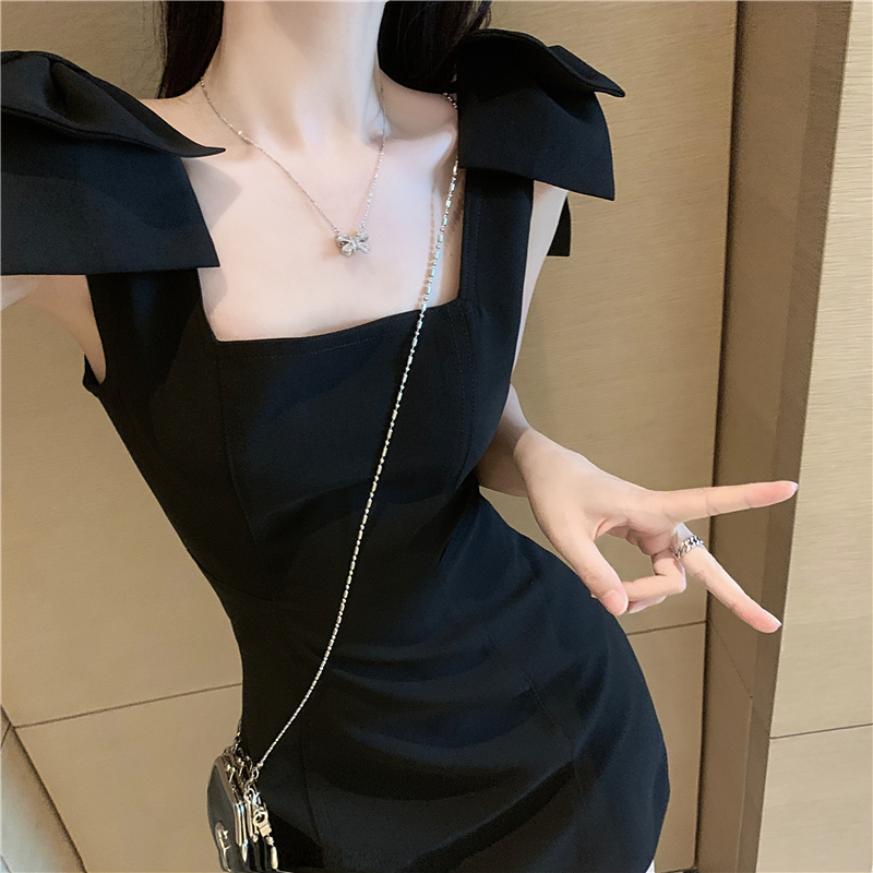 Black Dress with Bow Straps, Trendy and Versatile, Sleeveless French-Style Waist-Cinching Goddess-Like Mini Dress for Spring and Summer