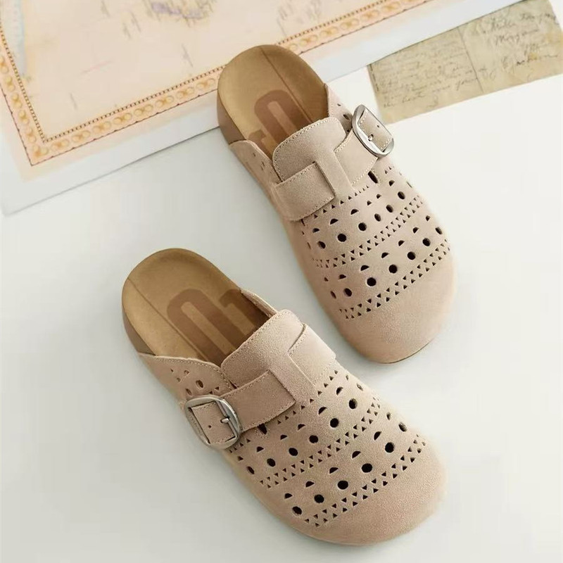 2026 Summer New Thick-Soled Peninsula Toast Shoes with Perforated Closed-Toe Birkenstock-Style Outdoor Slippers F5Z1, Same Style as in the Mall