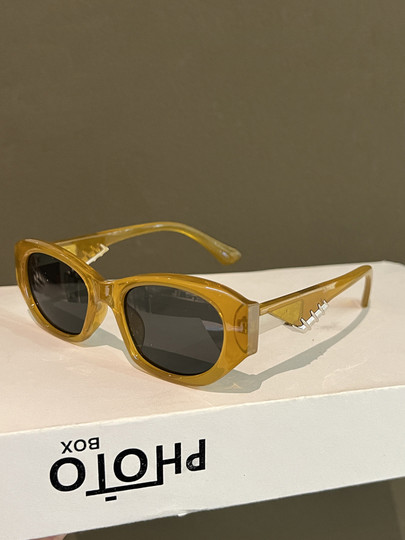 2025 New Cat-Eye Sunglasses for Men and Women with Square and Round Faces, Covering Cheekbones, Making the Face Look Smaller, Summer Sun Protection, Uv Protection Sunglasses