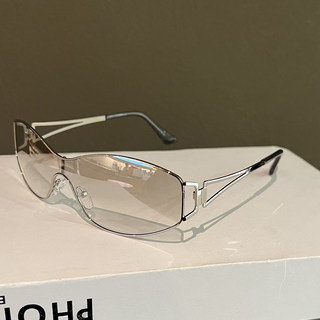 European and American Stylish One-Piece Sunglasses Y2K Sweet and Cool Cycling Windproof Sunglasses Uv Protection for Big Face Slimming