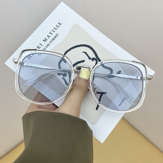 2021 New Versatile Round Face Cat-Eye Sunglasses for Women, Korean Style Trendy ins Brown Street Style Sunglasses with Uv Protection