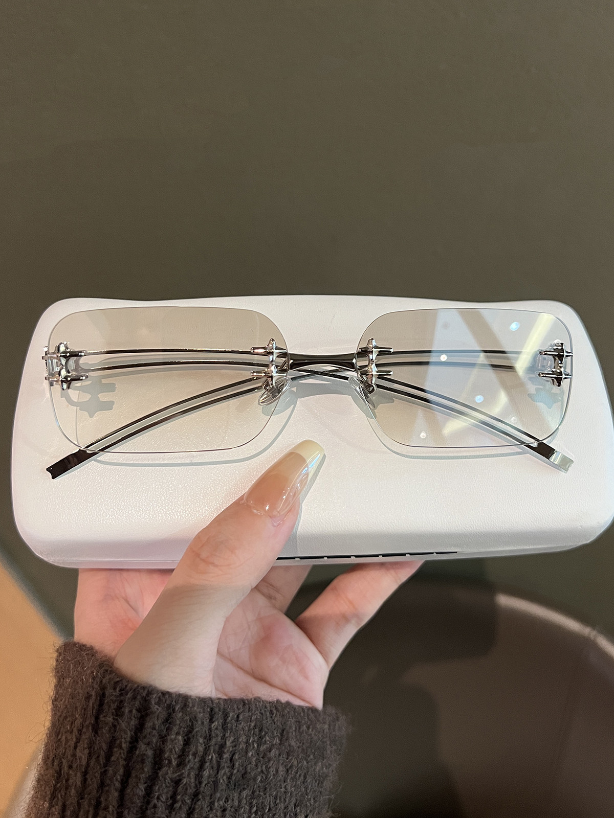 2025 New Rimless Mercury-Colored Sunglasses for Women Y2K Retro High-End Elegant Hot Girl Style Sunglasses Trendy