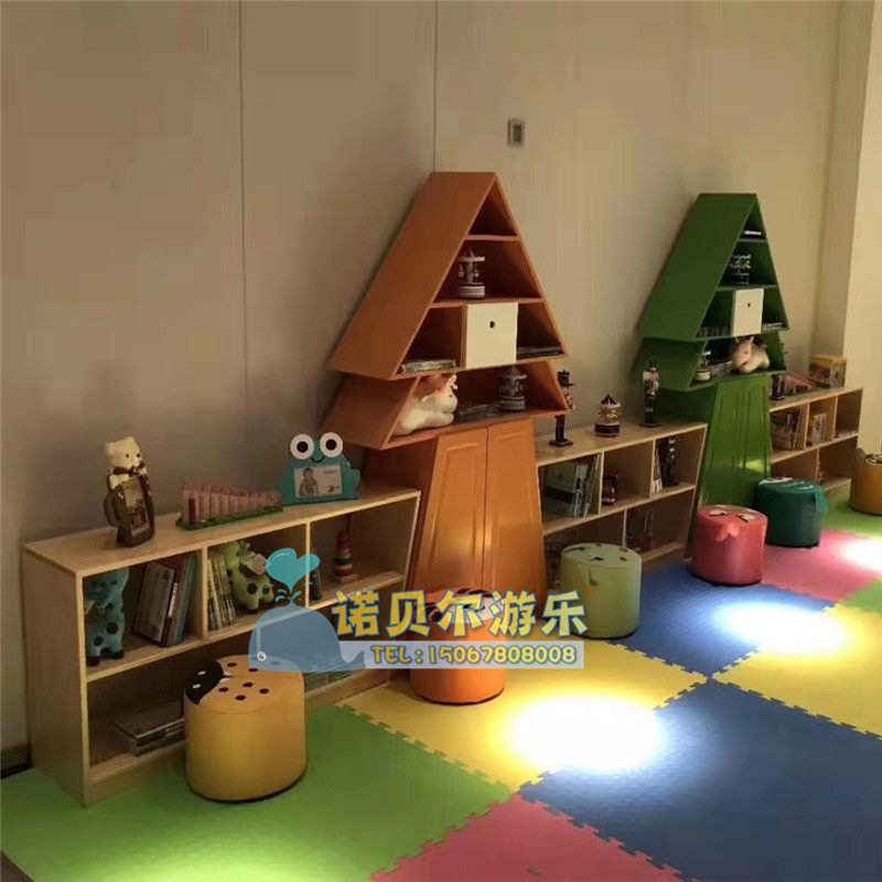 Early Education Kindergarten Children's Storage Holding a Christmas Tree Modeling Book Show Book Storage