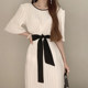 Korean chic French temperament round neck trimmed color contrast pleated pit strip design sense strap waist short-sleeved dress