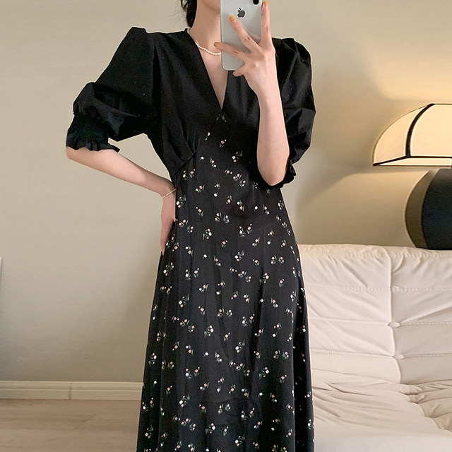 Korean chic summer retro temperament V-neck pleated waist thin stitching floral chiffon puff sleeve dress