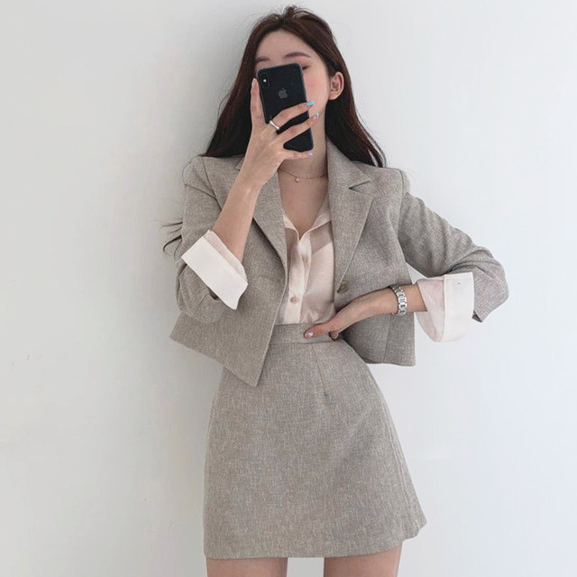 Korean chic elegant temperament suit collar one button short jacket + high waist and slim bag hip A-shaped skirt women