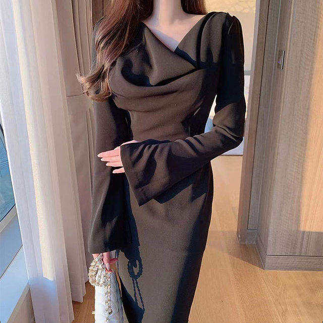 Korean chic French elegant stacked neckline slimming horn sleeve slit design bag hip dress long skirt female