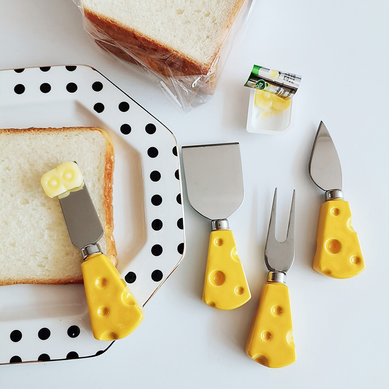 New products Stainless Steel Cutting Cream Knife butter Knife Cheese Knife Sweet knife Knife Daubing Knife for Home Smear Knife