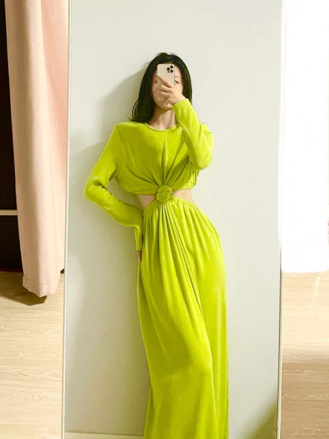 Zhao San fennel green white show waist dress women's 2022 early spring new design sense of small straight long skirt