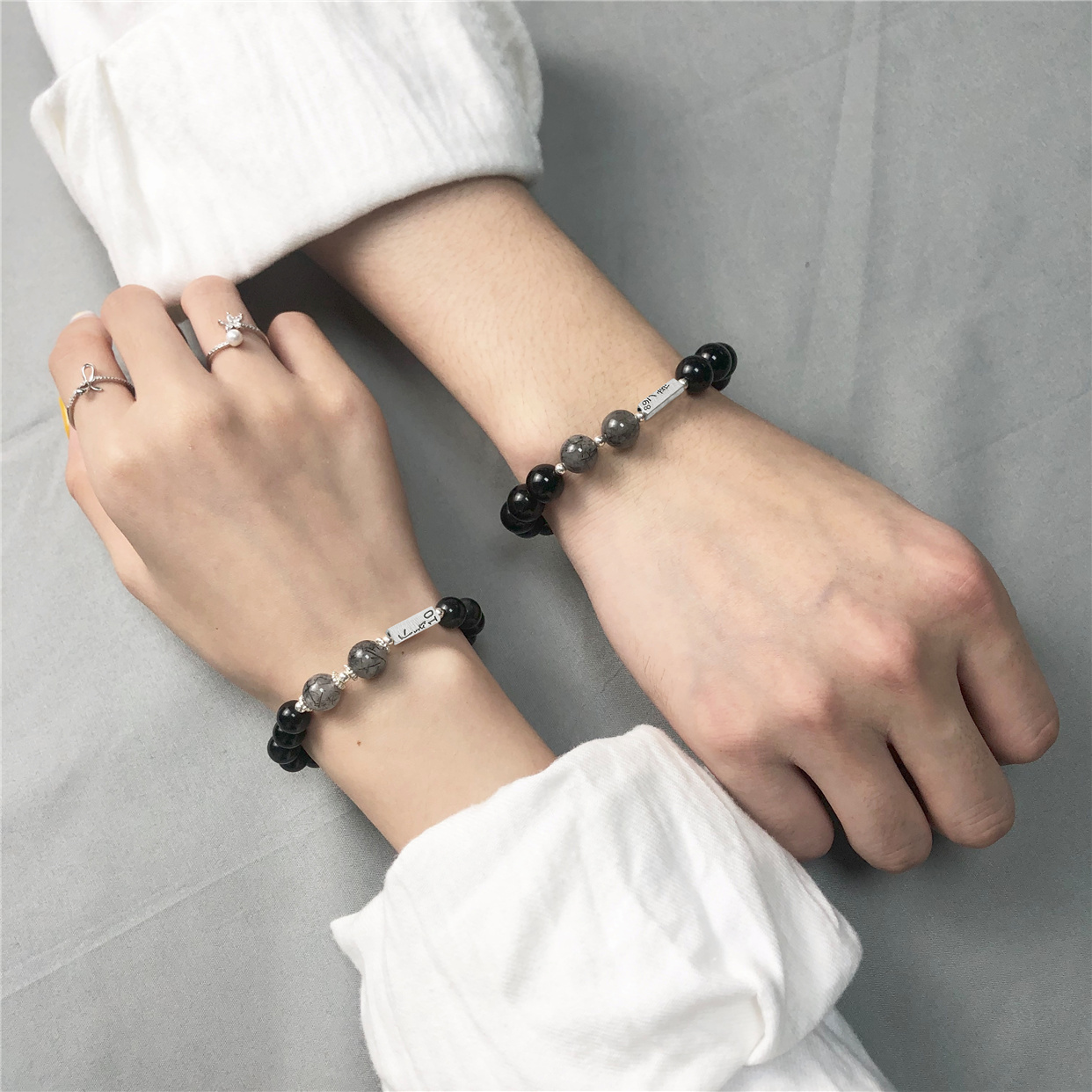 Gravity attracts obsidian couple bracelet female crystal stone hand bead gift Tanabata Valentine's Day to send boyfriend