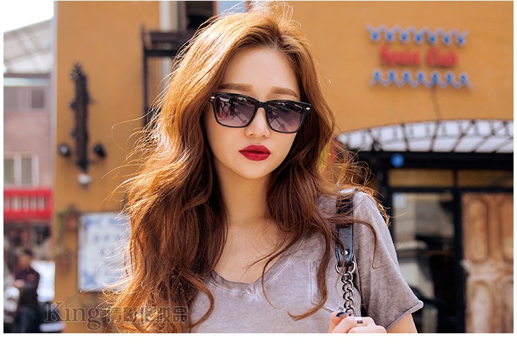 Tự động lót môi không thấm nước mail miễn phí son môi bút chì bút chì bưởi màu bí ngô son môi không tẩy - Bút chì môi / môi lót 	son bút chì bourjois	