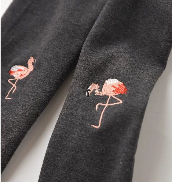 Mùa xuân và mùa hè mặc quần legging thể thao đan nữ phần mỏng thêu hoang dã đen căng quần bó sát - Khởi động cắt thời trang nữ