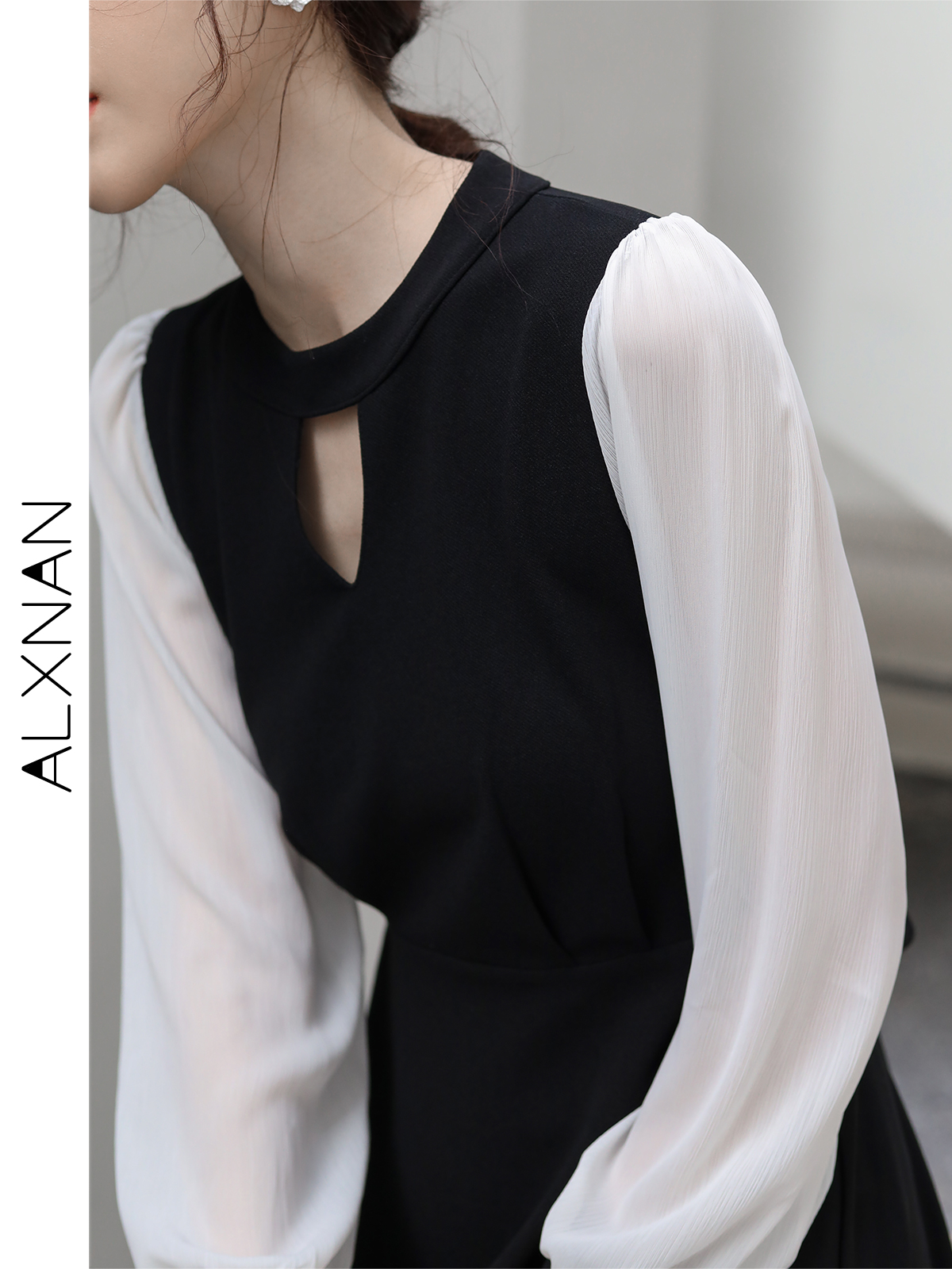 Lu Xiangnan long-sleeved light and familiar wind dress 2022 new autumn harvest waist slimming temperament little black skirt women