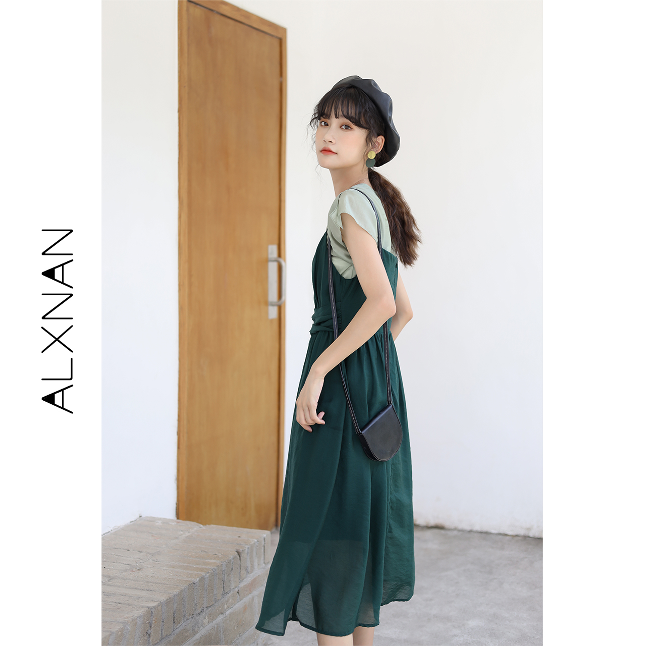 Deer south green hanging dress female two - piece 2023 new summer dress gas vest suit