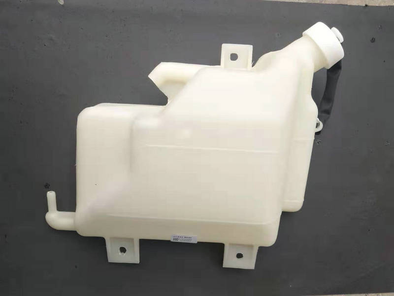 Low card suitable for Jianghuai Deputy kettle Cooling Liquid Kettle New Handsome Bell Triple Original Factory Fluffy Water Tank LE01 Deputy kettle