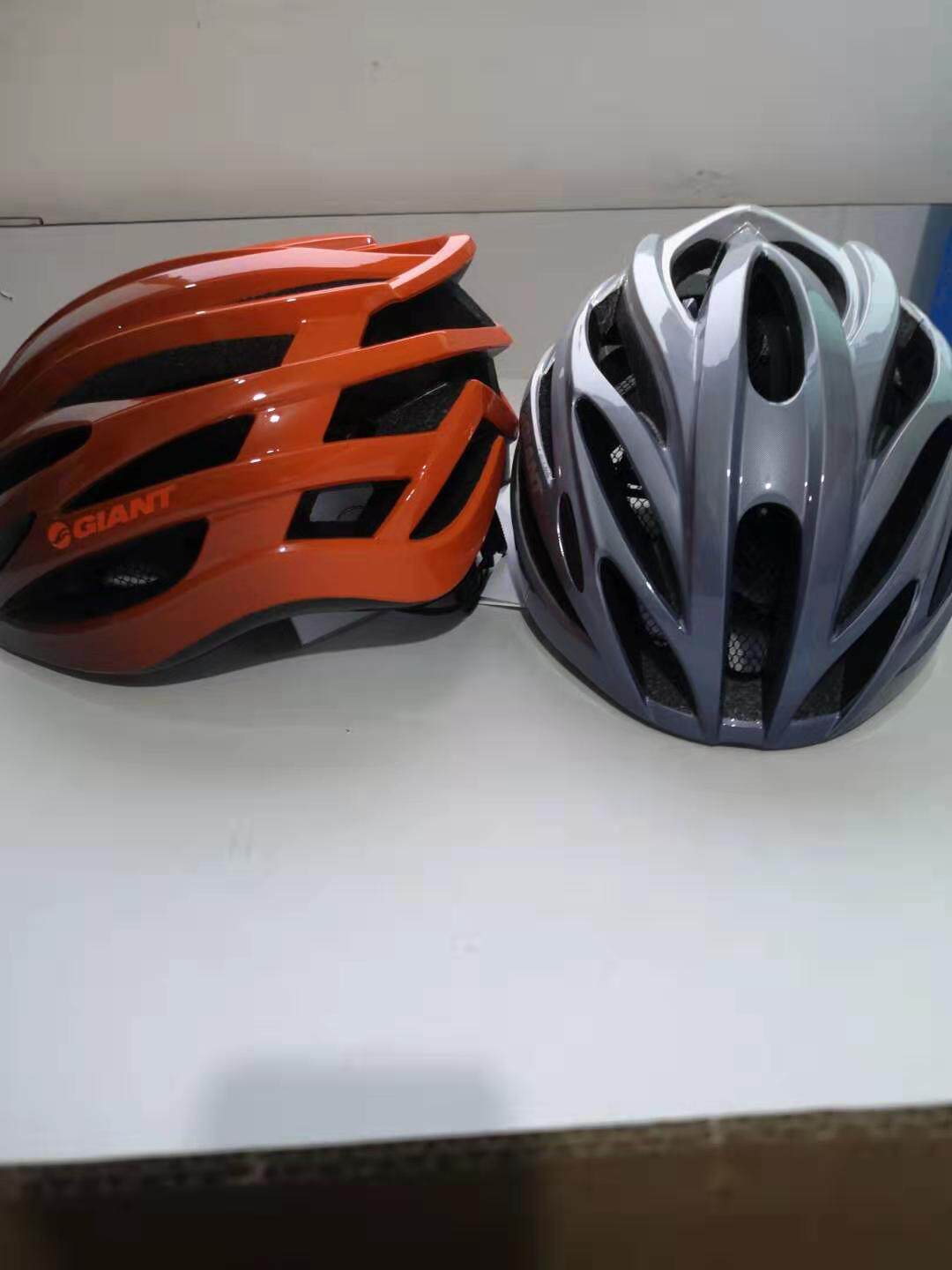 Giant Teantic Riding Progressively Layer Safety Helmet G1207 Integrated Forming Mountain Road Bike Safety Helmet Kit