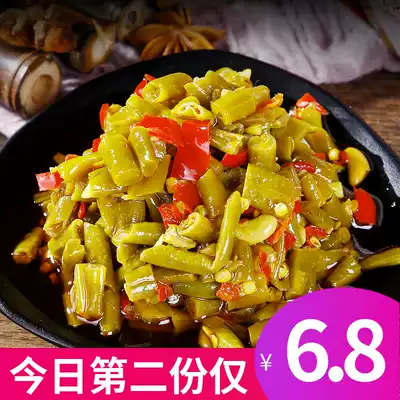 Hunan specialty farmhouse homemade sour bean spicy pickles sour bean bottle ready-to-eat pickles mixed rice dishes