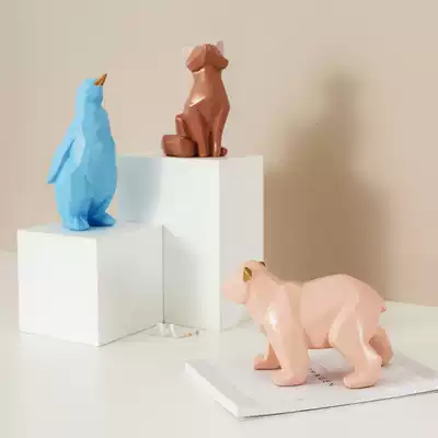 LIMlife Polar Bear Resin Decoration Creative Animal Art Home Furnishing Craft Decoration Birthday Gift