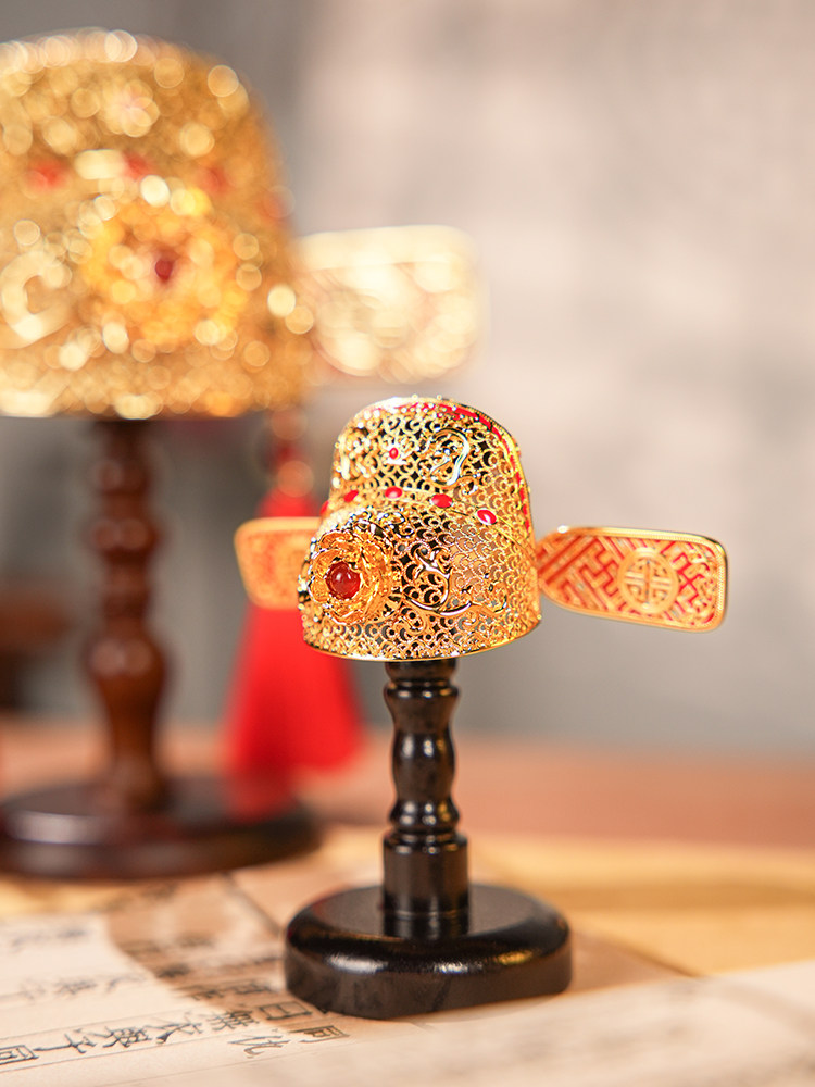 Zhu Bingren's Copper Three-Pronged Success Hat and Top-Ranking Study Desk Ornament, Student Gift for High School Graduation, Filigree