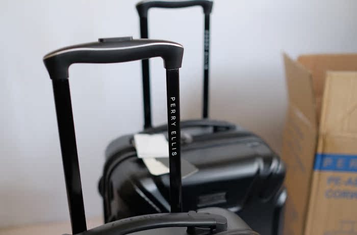 Nam tính! Ultralight PC nguyên chất có thể đeo được câm bánh xe lớn Trường hợp xe đẩy của Mỹ vali lusetti