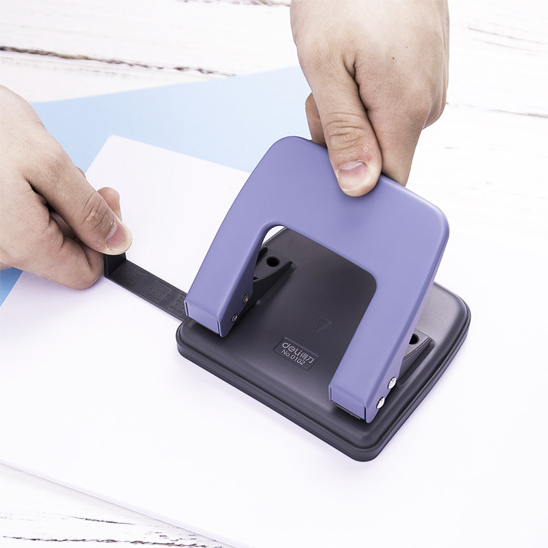 Deli 0102 office punch machine Two hole punch machine Punch binding machine 2 hole machine Office supplies paper document document punch binding multi-purpose can play 20 sheets of paper