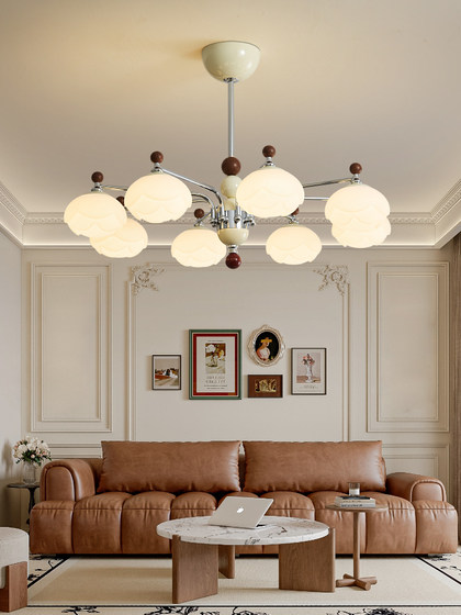 French-Style Cream-Colored Living Room Chandelier, Vintage Retro High-End Bedroom Dining Room Lamp, Creative Flower Bud Hall Lighting