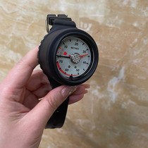 Diving Depth Meter Italy 70-meter waterproof hand-worn imported wrist depth meter with color instrument for diving