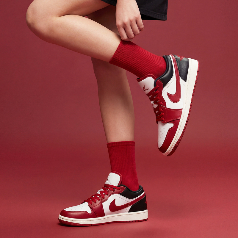 Nike Air Jordan 1 Aj Classic Low-Top Casual Sports Sneakers for Men and Women Dc0774-160 Nike Air Jordan 1 Aj Classic Low-Top Casual Sports Sneakers for Men and Women Dc0774-160