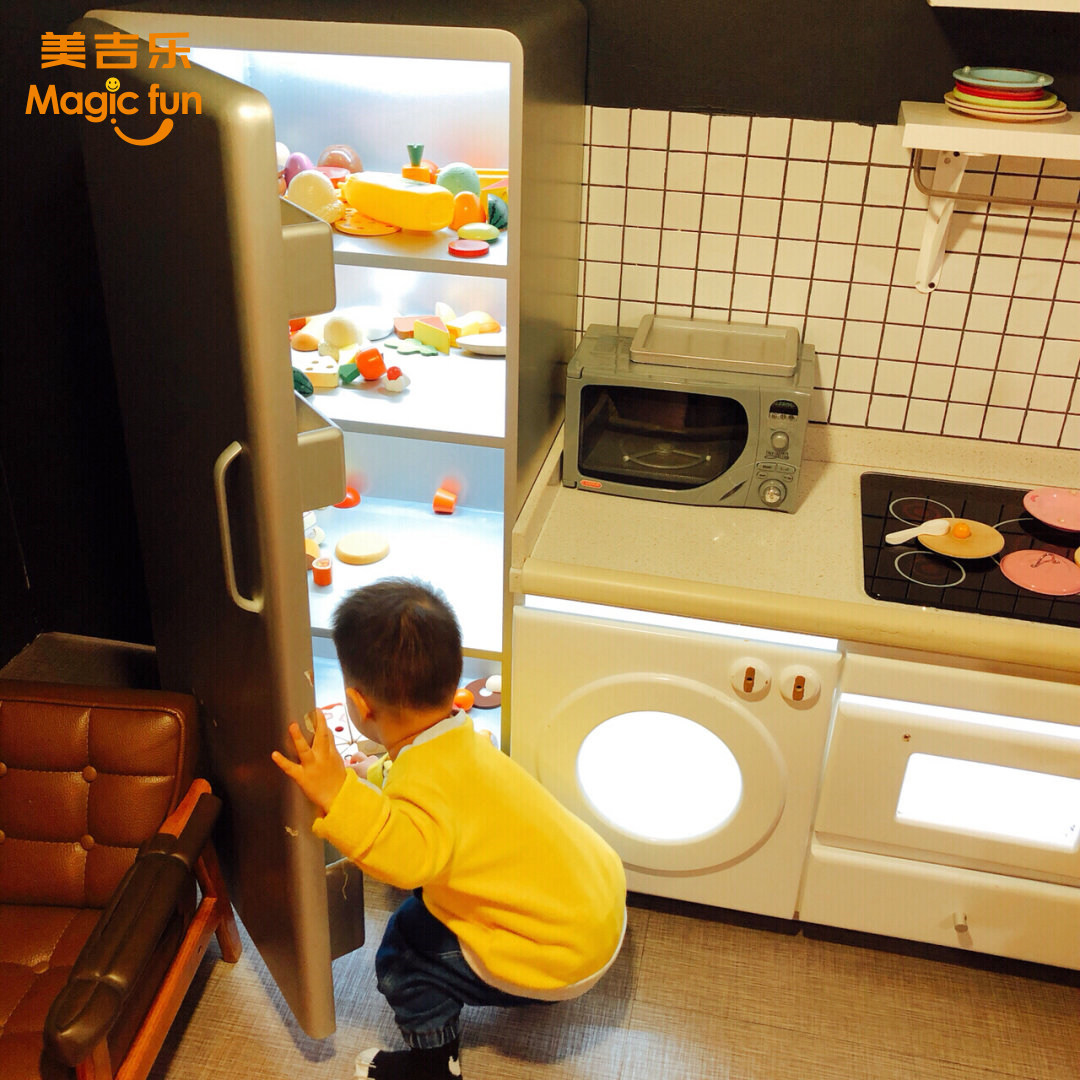 Parents-Child Restaurant Simulation Kitchen Simulation Rackrack Mini Refrigerator Toy Cabinet Equipment Children's indoor ride