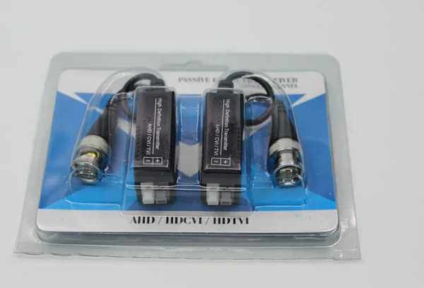Monitor Haikang Dahua analog coaxial AHD CVI TVI high definition twisted pair transmitter BNC connector network cable 